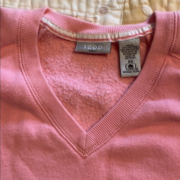 Izod Xs sweatshirt - Picture 2 of 3